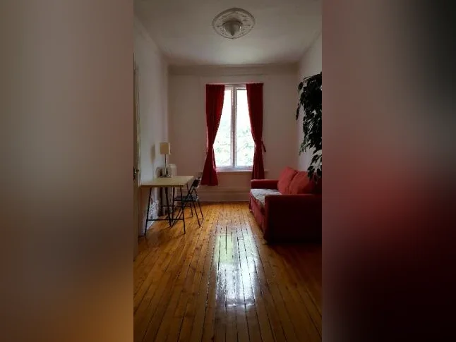 GRANDE CHAMBRE AVEC VUE SUR LE PARC LA FONTAINE thumbnail 5