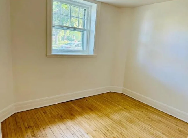Grand appartement en DSS 3 CC au coeur d'Outremont tout pres du MIL (Université de Montréal) thumbnail 5