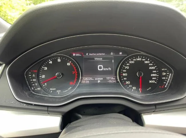 Audi Q5 S-line 2018 thumbnail 3