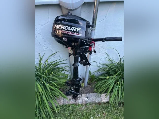 Moteur hors-bord 3.5 hp