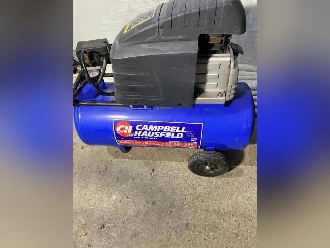 Compresseur 8 gallons fonctionne très bien