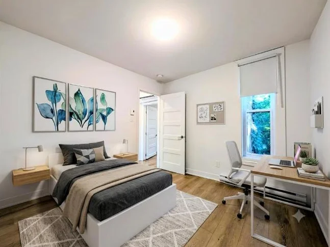 **Because You Deserve Renovated 4 1/2 TOP FLOOR, Metro Lasalle,Verdun** thumbnail 6