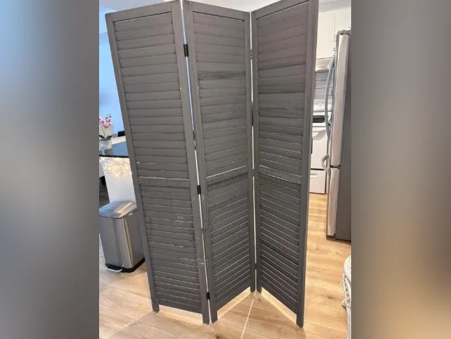 Paravant pliable 70 pouces hauteur 48 de largeur