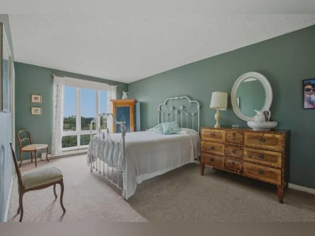 Location condominium thumbnail 7