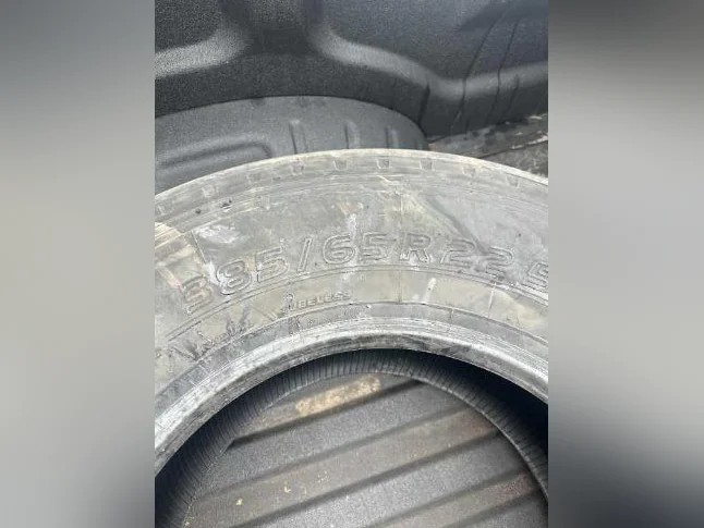 1 Pneu Toyo M149 385/65R22.5 thumbnail 3