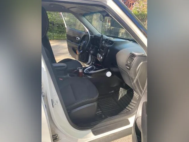 KIA SOUL EX Blanche ( Super AUBAINE) thumbnail 5