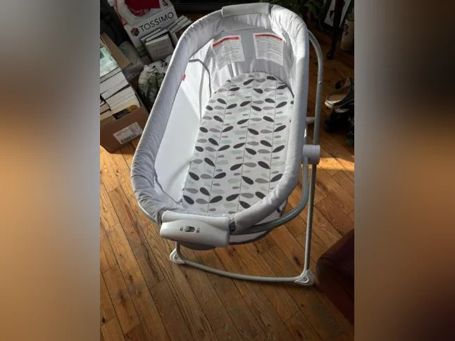 Berceau de nourrisson fisher price thumbnail 2