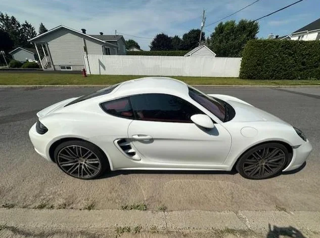 2024 Porsche 718 Cayman Manuelle thumbnail 8