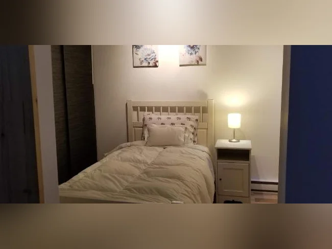 Bas de duplex à louer – 3 CAC, cour clôturée, animaux acceptés! thumbnail 8