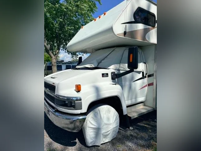A vendre : Gulf Stream Conquest Super C 2007 model 6319 (modifié)