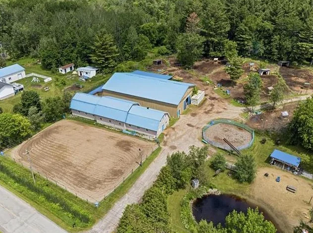 Maison, Fermette et Domaine Équestre unique en Montérégie thumbnail 5