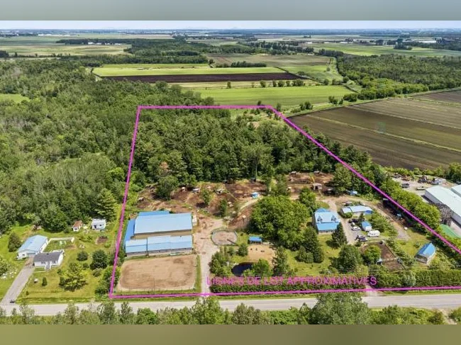Maison, Fermette et Domaine Équestre unique en Montérégie thumbnail 2