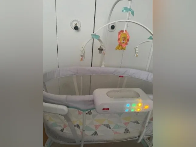 Moïse pour bébé avec mobile musical Fisher-Price