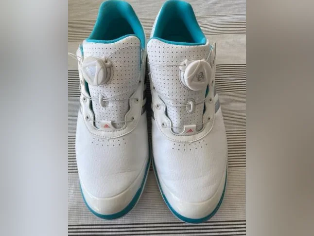 SOULIERS DE GOLF POUR FEMME
