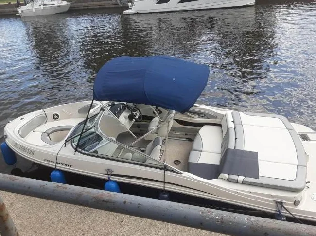 Sea Ray 205 sport, 2008, open deck. thumbnail 9