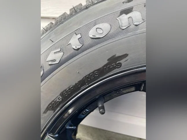 4 Pneus hiver monrés sur roues thumbnail 4