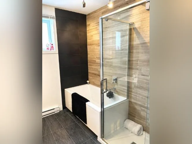 ✨ CONDO 4½ À LOUER – DELSON thumbnail 6