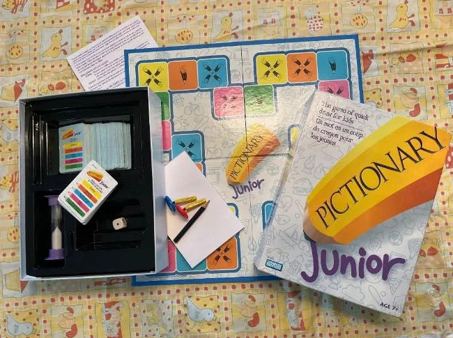 SCRABBLE Jr CLUB Jr HEDBANZ Jr Dictionnary Jr thumbnail 2