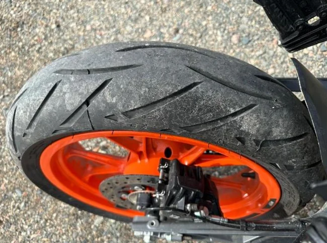 2023 KTM Duke 390 thumbnail 9