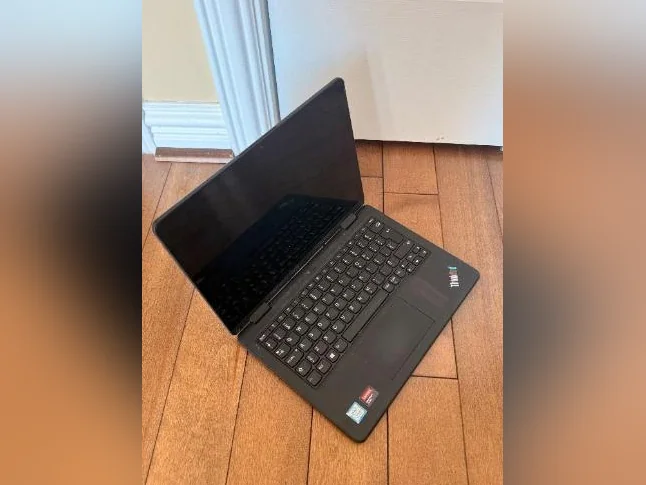 Computer - 29’ x 20,5’ - Lenovo thumbnail 2