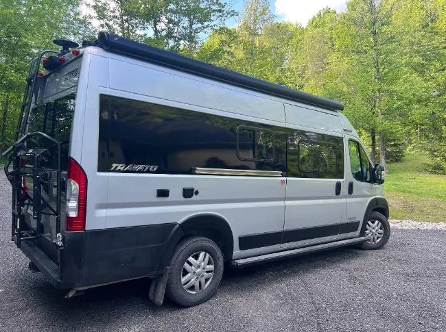 Van Winnebago Travato 21pi thumbnail 3