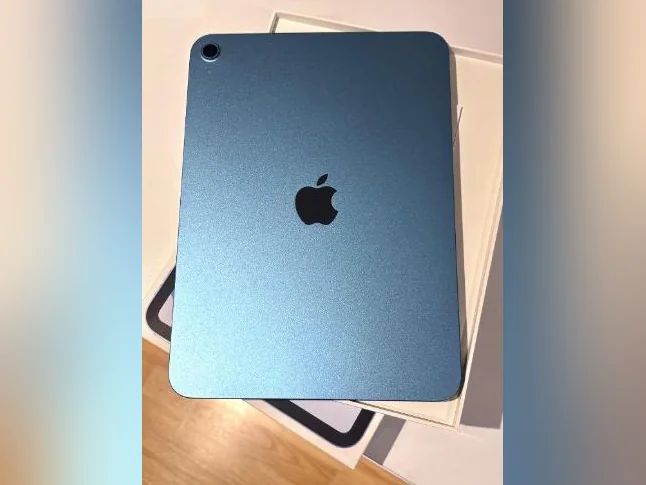 iPAD A16 (modèle le plus récent), encore sous garantie thumbnail 2