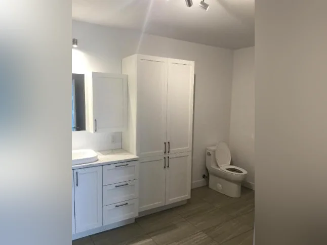 CONDO À LOUER thumbnail 4