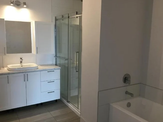 CONDO À LOUER thumbnail 5