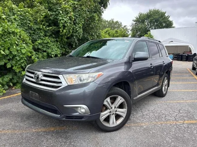 2012 Toyota Highlander limited thumbnail 4