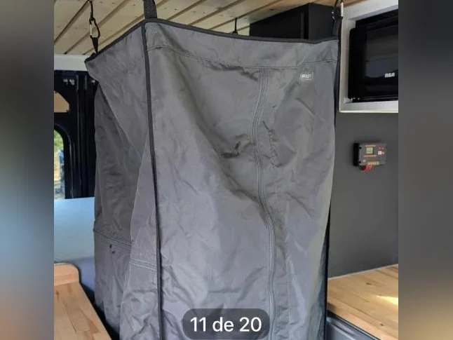 Superbe van life très bien équipée, 157 000 km! thumbnail 8