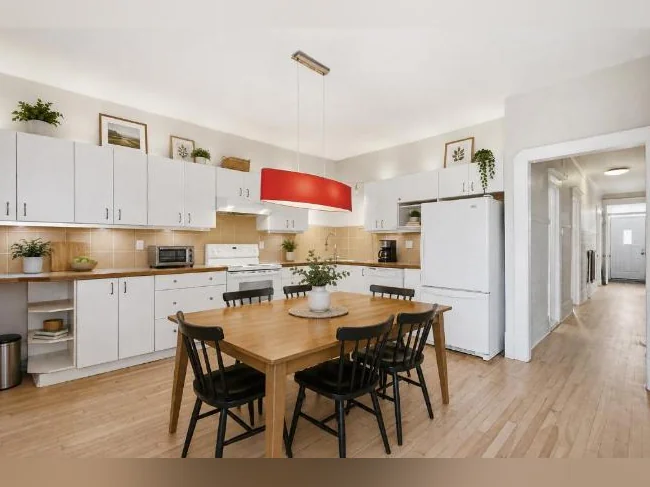 ✨ Magnifique 6 ½ rénové et lumineux à Villeray – Chaffage/eau chaude & Électros inclus + terrasse privée !