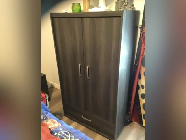 Mobilier de chambre thumbnail 2