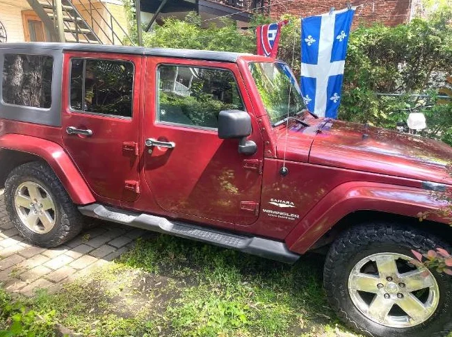 Jeep en bon état à vendre ,négociable,à voir ! thumbnail 4