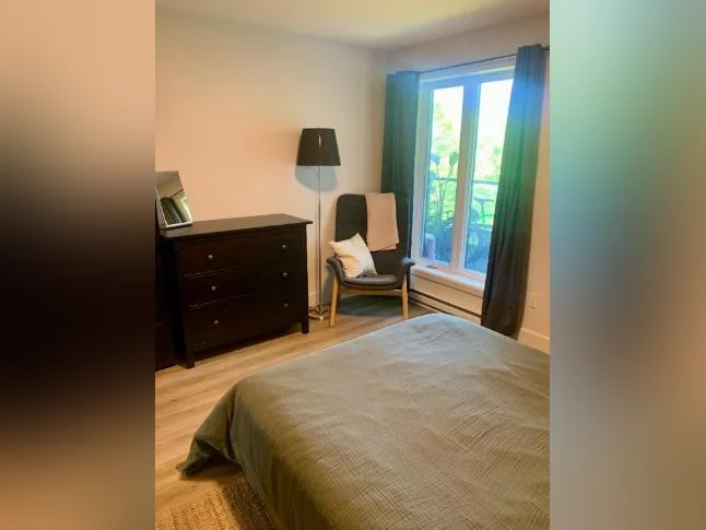 Cession de bail — condo 3 1/2 (plusieurs inclusions!) thumbnail 9