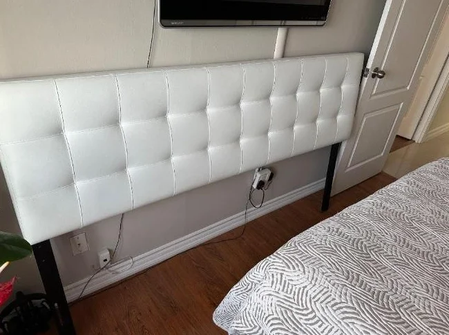 Tête de lit 78" (King size) Blanc & Capitonnée