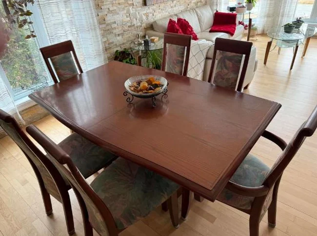 Table et buffet salle à manger