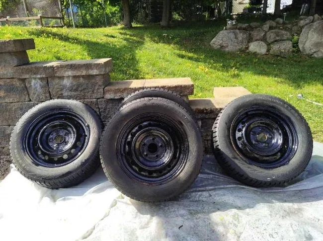 Belle voiture à vendre! thumbnail 10