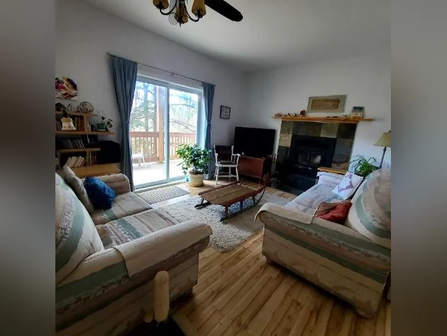 Appartement de rêve 4½, à louer à l’année 1500$/mois à Sutton