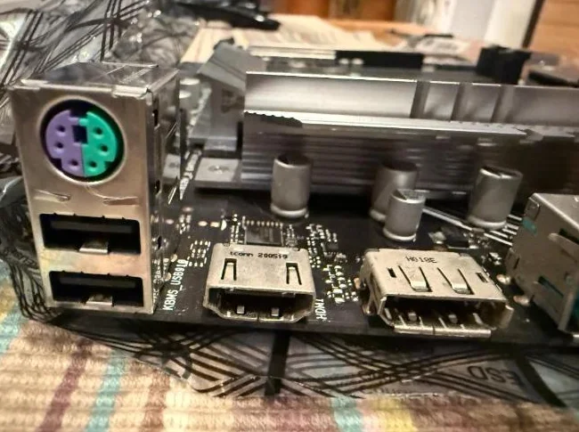 ASUS – Z490-P PRIME - LGA1200 - INTEL (10e GENERATION) – ATX (MOTHERBOARD) thumbnail 8