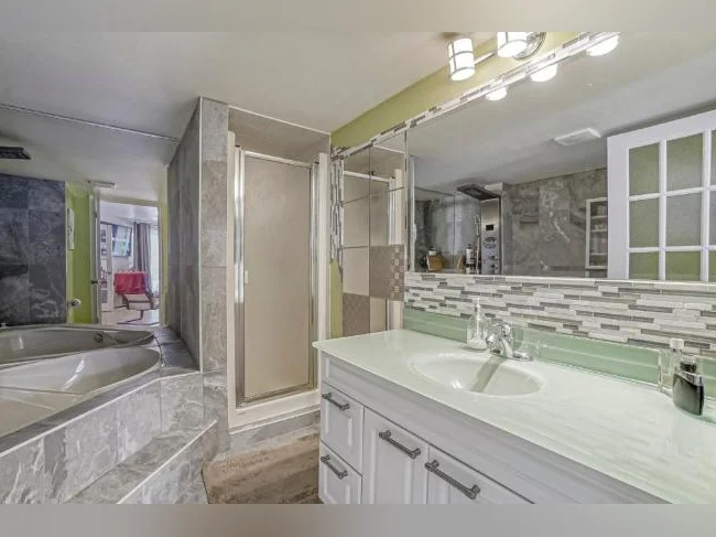 SUPERBE CONDO 4½ A LOUER thumbnail 7