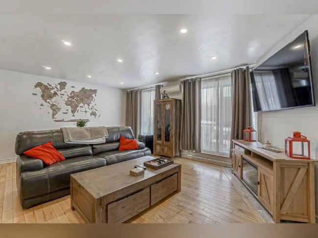 SUPERBE CONDO 4½ A LOUER thumbnail 2