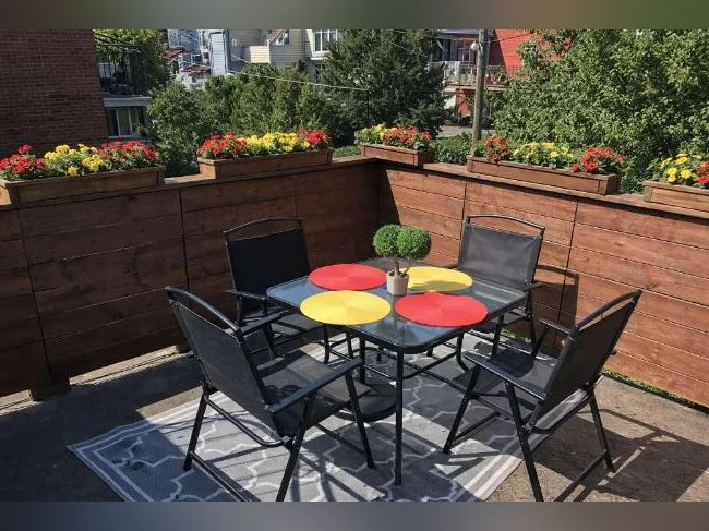 Condo 3 1/2 lumineux avec deux terrasses privées dans Ville-Marie thumbnail 5
