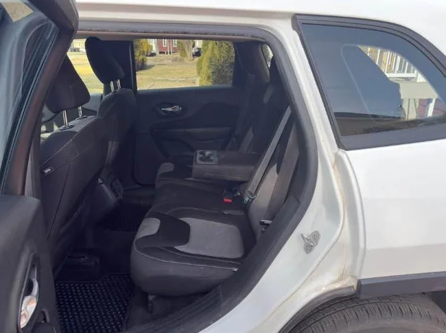 Jeep Cherokee 2015 thumbnail 8