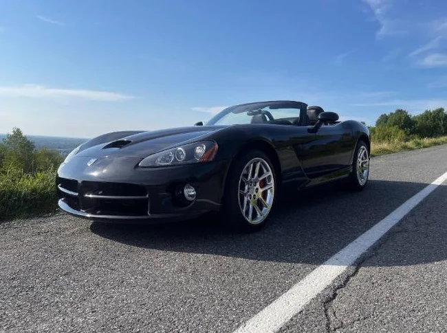 2005 DODGE VIPER SRT-10 8.3L 45000KM thumbnail 2