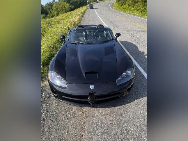 2005 DODGE VIPER SRT-10 8.3L 45000KM thumbnail 5