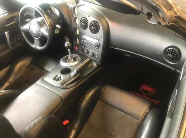 2005 DODGE VIPER SRT-10 8.3L 45000KM thumbnail 9