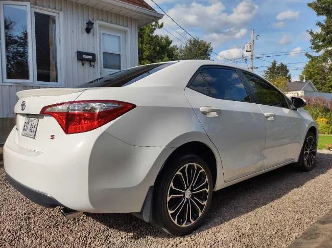 Toyota Corolla S 2014 ***IMPECCABLE***Très Propre*** thumbnail 4
