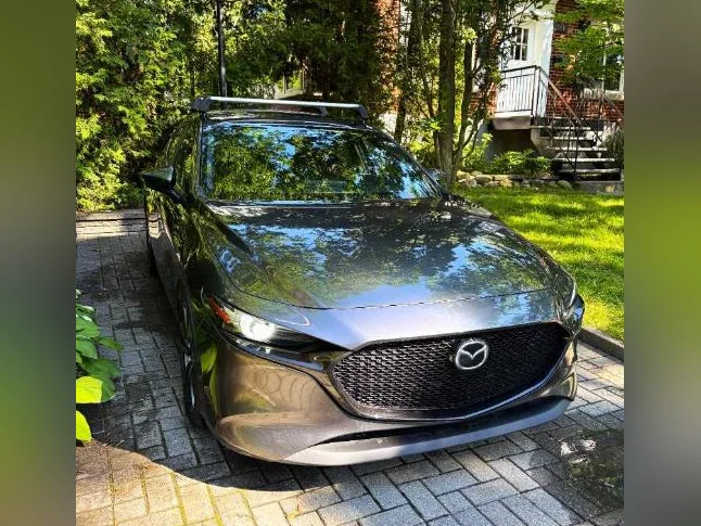 MAZDA 3 2020 GT – STYLE, PUISSANCE & ÉQUIPEMENT COMPLET thumbnail 3