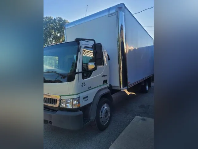CAMION INTERNATIONAL thumbnail 3