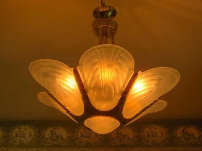 PLAFONNIER EN ACIER DORÉE ET VERRE STYLE RETRO - RETRO STYLE GOLD STEEL AND GLASS CEILING LIGHT thumbnail 3